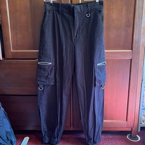 Women’s black jogger jeans